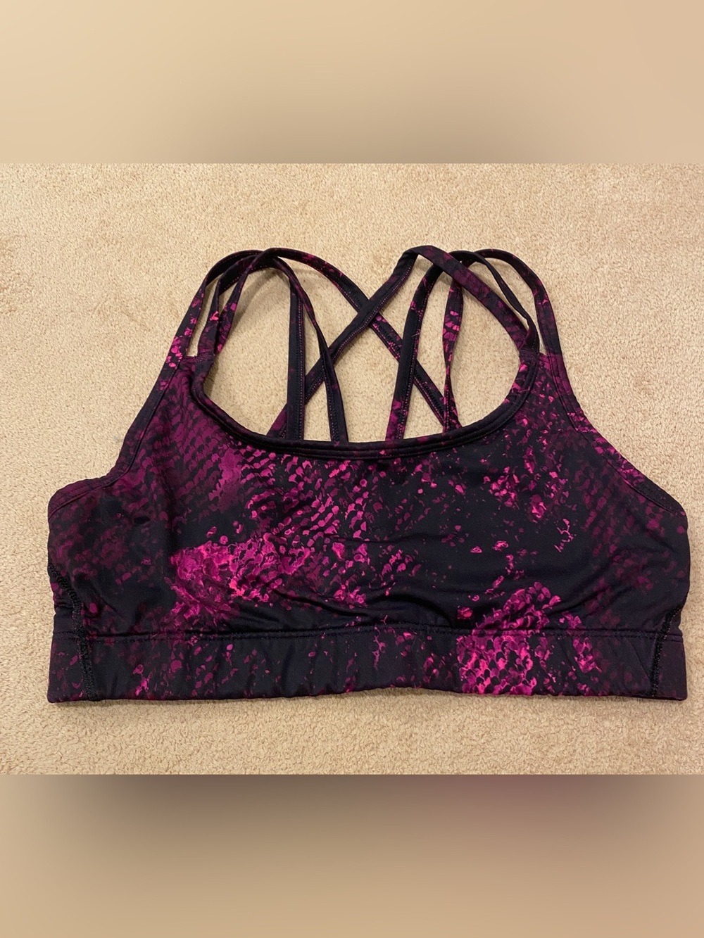 GapFit Black & Magenta Strappy Sports Bra - Picture 1 of 4